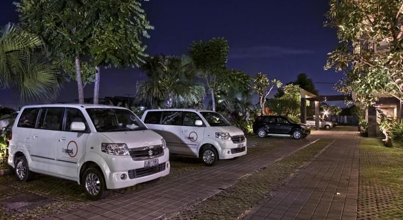 Bloo Bali Hotel Кута Экстерьер фото