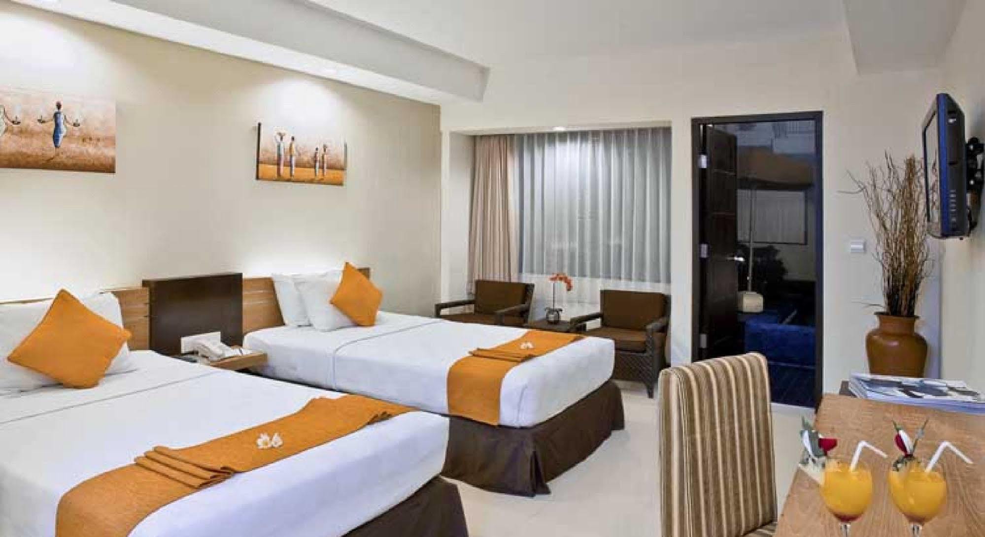 Bloo Bali Hotel Кута Экстерьер фото