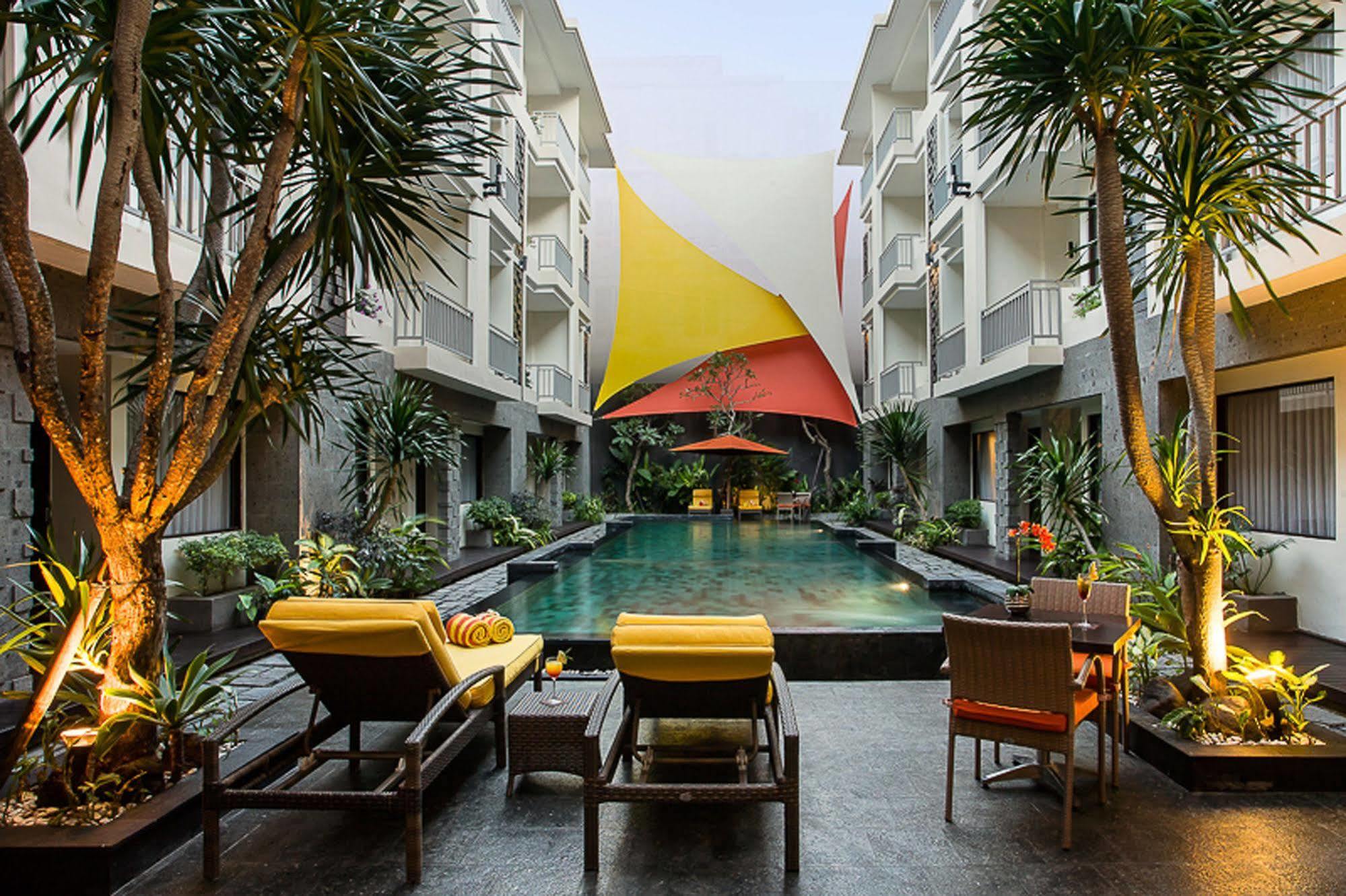 Bloo Bali Hotel Кута Экстерьер фото