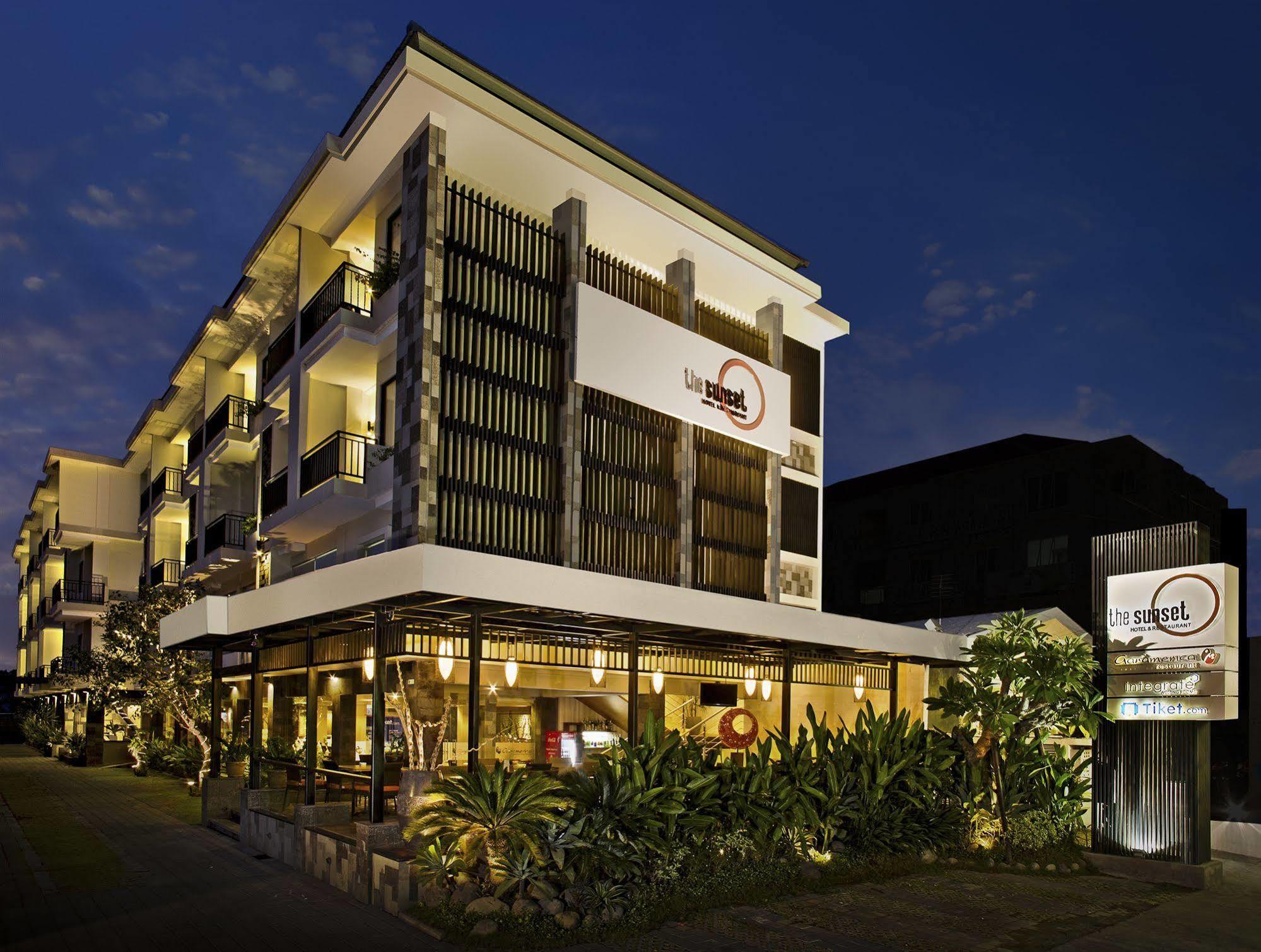 Bloo Bali Hotel Кута Экстерьер фото